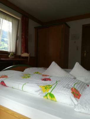Gaestehaus Waldruh Mayrhofen Exterior photo